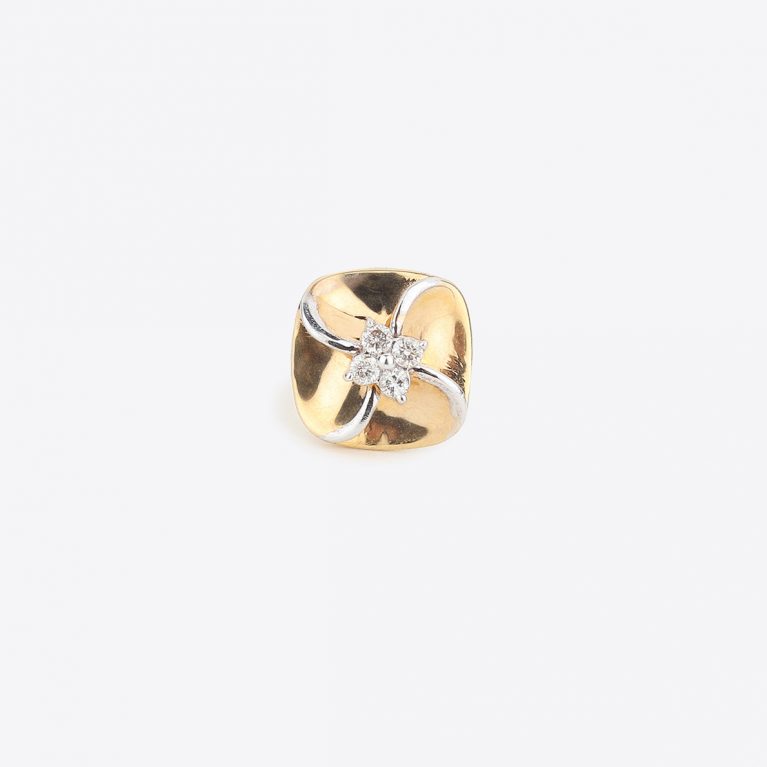 Solid Square Golden Floral Stud Diamond Earring