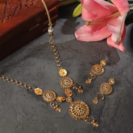Swarna Bandhan Gold Necklace Set