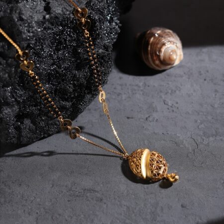 Arundhati Adwitiya Gold Mangalsutra