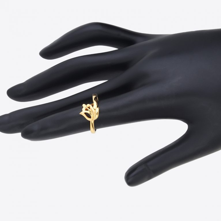 Half-bloomed Dazzling Daffodil Gold Ring